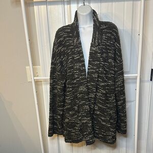 Mododoc Size XL Women's Black and White Knit Jacket